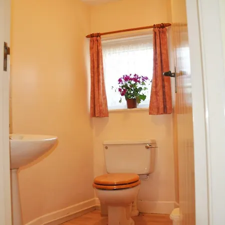 Greenbank House - Get Together In A Spacious House